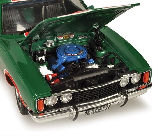 CLASSIC CARLECTABLES 1:18 FORD XC UTILITY - VICTORIA BITTER - Image 6