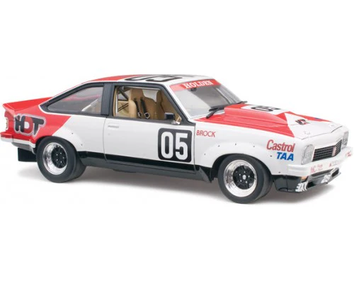 CLASSIC CARLECTABLES 1:18 HOLDEN A9X TORANA 1979 SANDOWN 400 WINNER