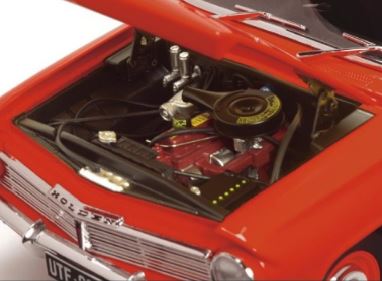 CLASSIC CARLECTABLES 1:18 HOLDEN EH UTILITY CALTEX - Image 4