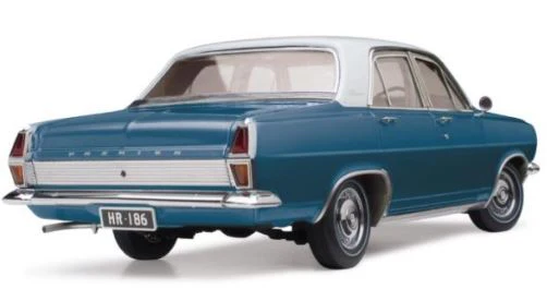 CLASSIC CARLECTABLES 1:18 HOLDEN HR PREMIER-HACIENDA BLUE METALLIC - Image 2