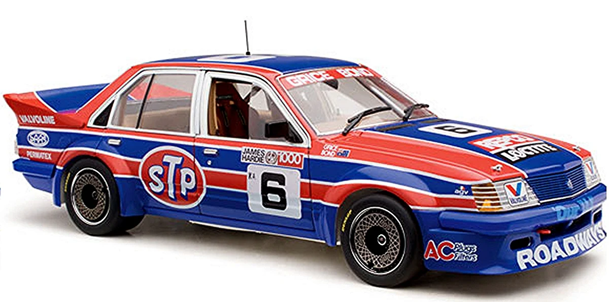 CLASSIC CARLECTABLES 1.18 HOLDEN VH COMMODORE 1983 BATHURST THIRD PLACE