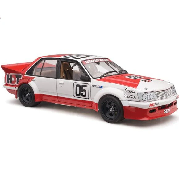 CLASSIC CARLECTABLES 1:18 HOLDEN VH COMMODORE 1984 ATCC 2ND PLACE