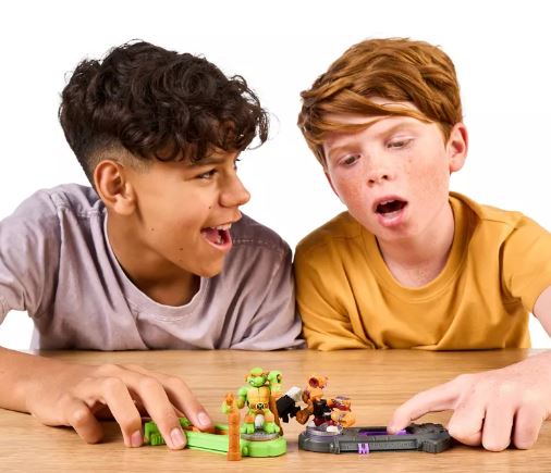 AKEDO TEENAGE MUTANT NINJA TURTLES MINI BATTLING ACTION WARRIORS - LEONARDO VS ROCKSTEADY - Image 3