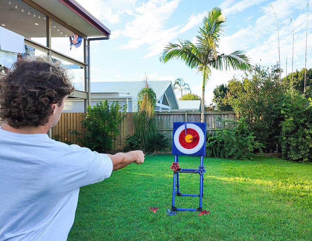 AXE THROW WITH THROWING STARS - Image 3