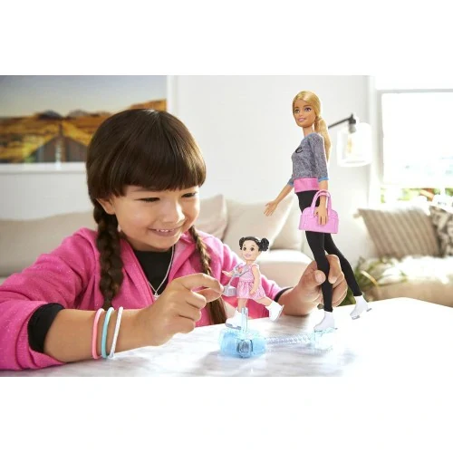 BARBIE CAREERS SPORTS PLAYSET - ICE SKATING COACH - Image 3