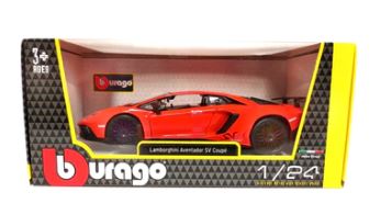 BBURAGO LAMBORGHINI AVENTADOR SV COUPE DIECAST 1:24 SCALE