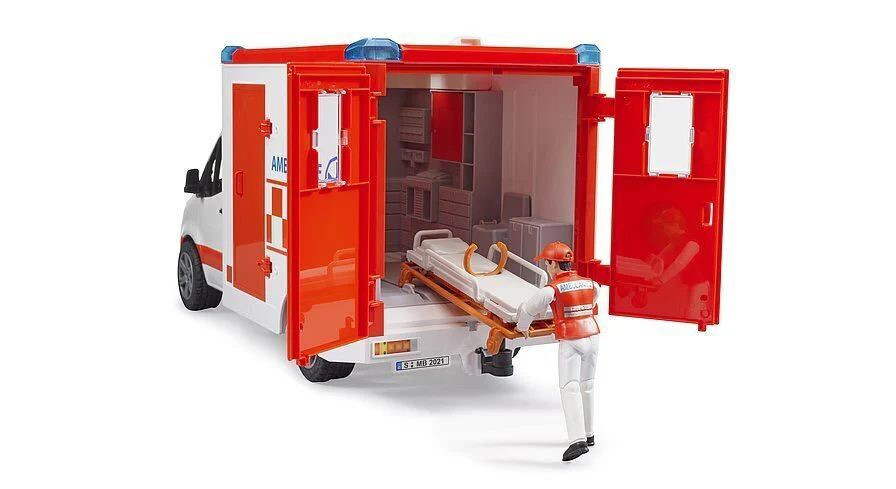 BRUDER - EMERGENCY  MERCEDES G3 SPRINTER AMBLANCE WITH DRIVER AND LIGHTS AND SOUNDS - Image 4