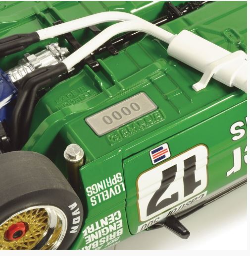 CLASSIC CARLECTABLES 1:18 FORD MUSTANG GT 1985 SANDOWN 500 - Image 3