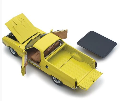 CLASSIC CARLECTABLES 1:18 FORD XC UTILITY PINE N LIME - Image 6