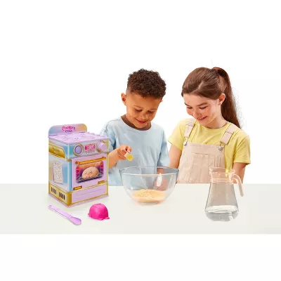 COOKEEZ MAKERY - SWEET TREATZ EXCLUSIVE OVEN PLAYSET - Image 3