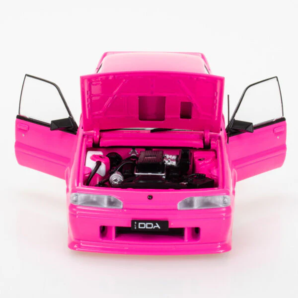 DDA 1:24 HOLDEN VL WALKINSHAW CUSTOM - HOT PINK - Image 6