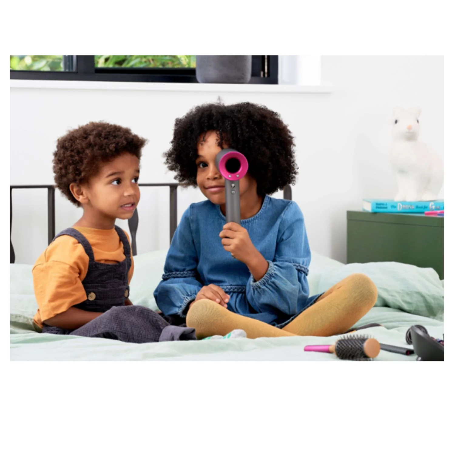 CASDON DYSON SUPERSONIC STYLING TOY PLAYSET - Image 4