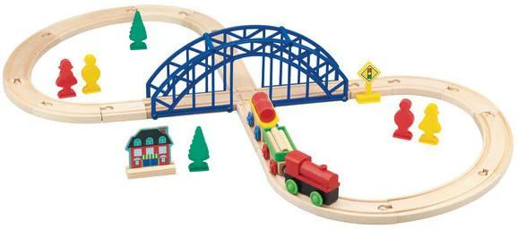 WOODEN FIGURE 8 TRAIN SET 35PC