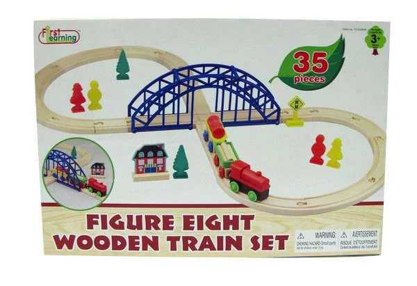 WOODEN FIGURE 8 TRAIN SET 35PC - Image 2