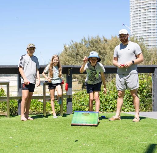 FORMULA SPORTS CORNHOLE GAME - Image 3