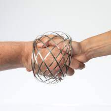 FUNTIME INFINITY LOOP FLOW RINGS SLINKY - Image 2