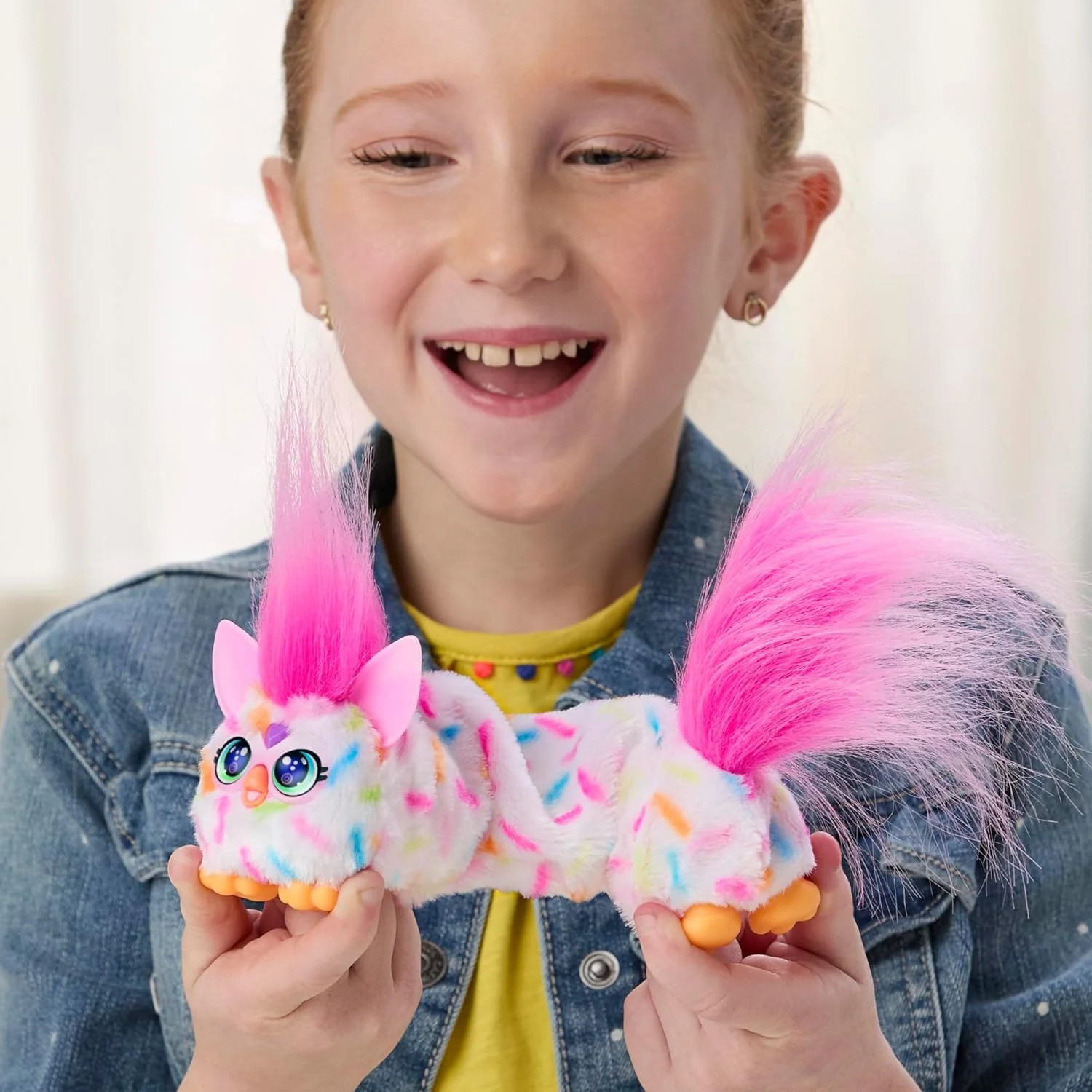 FURBY DJ FURBLETS - BERRY-CUP-CAKE INTERACTIVE PLUSH TOY - Image 2