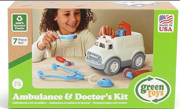 GREEN TOYS - AMBULANCE AND DOCTORS KIT 7 PIECE SET