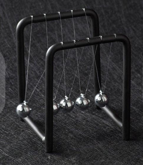 HEEBIE JEEBIES NEWTON CRADLE 9CM - Image 2