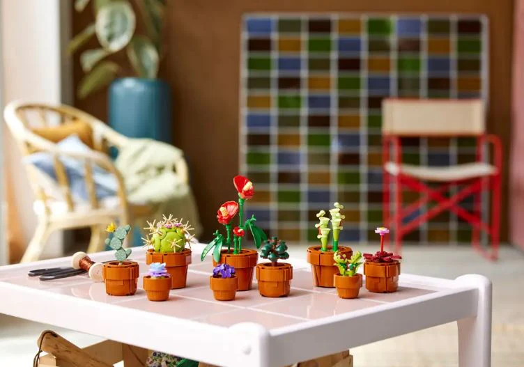 LEGO 10329 TINY PLANTS - Image 4