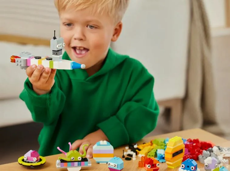 LEGO 11037 CLASSIC CREATIVE - SPACE PLANETS - Image 11