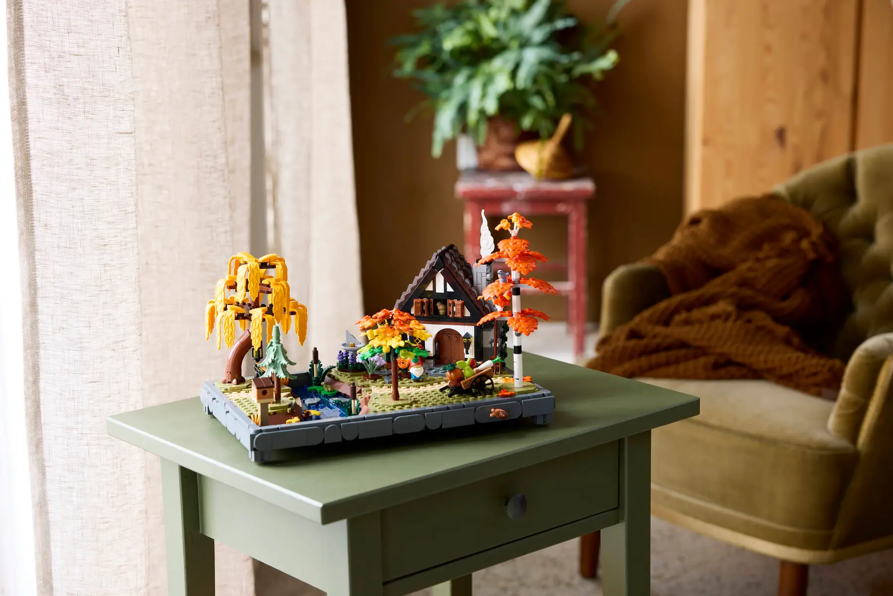 LEGO 11372  ICONS - AUTUMN COTTAGE GARDEN - Image 10
