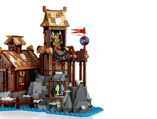 LEGO 21343 VIKING VILLAGE - Image 6