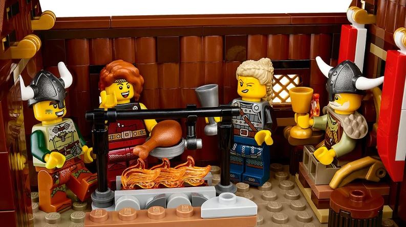 LEGO 21343 VIKING VILLAGE - Image 7