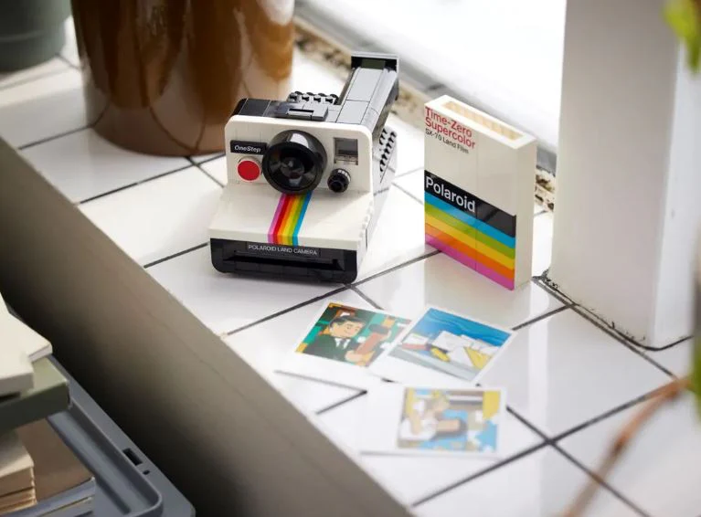 LEGO 21345 POLAROID ONESTEP SX-70 CAMERA - Image 8