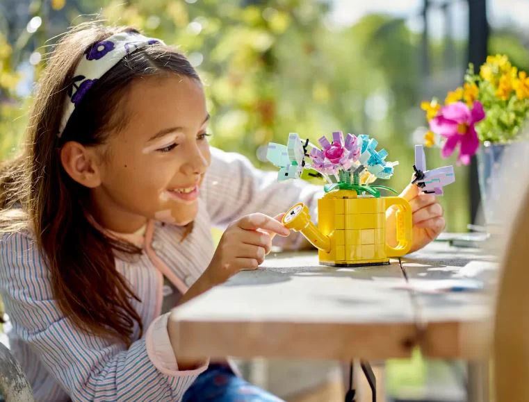 LEGO 31149 CREATOR 3 IN 1 - FLOWERS IN WATERING CAN - Image 7