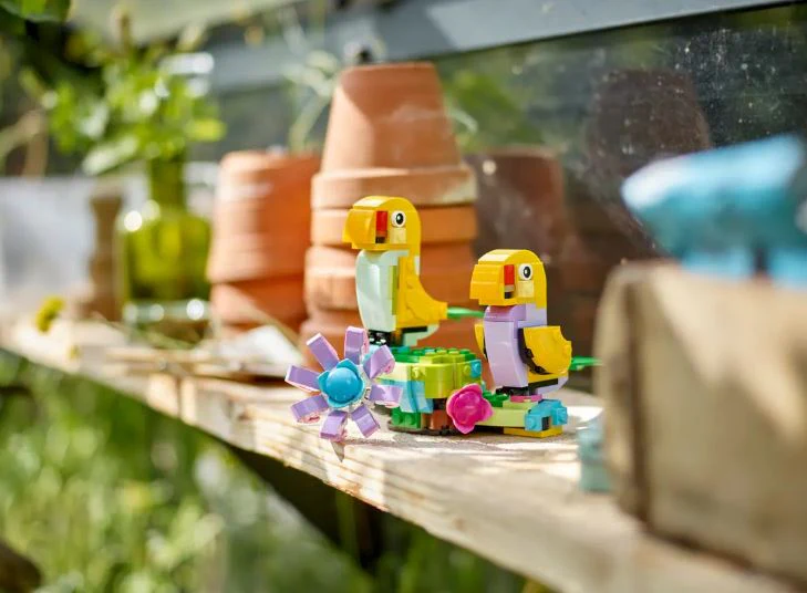 LEGO 31149 CREATOR 3 IN 1 - FLOWERS IN WATERING CAN - Image 8