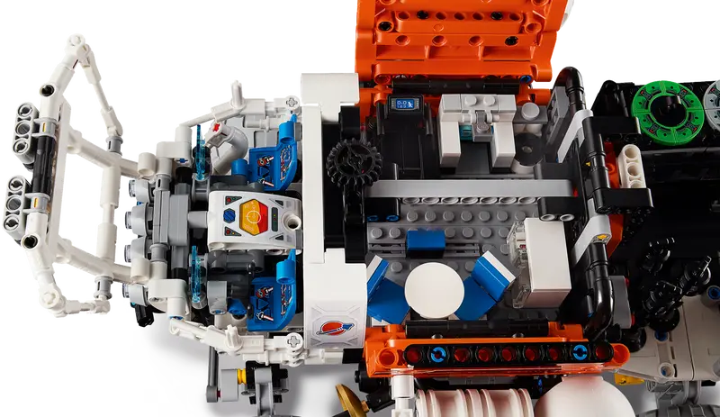 LEGO 42180 TECHNIC - MARS CREW EXPLORATION ROVER - Image 7