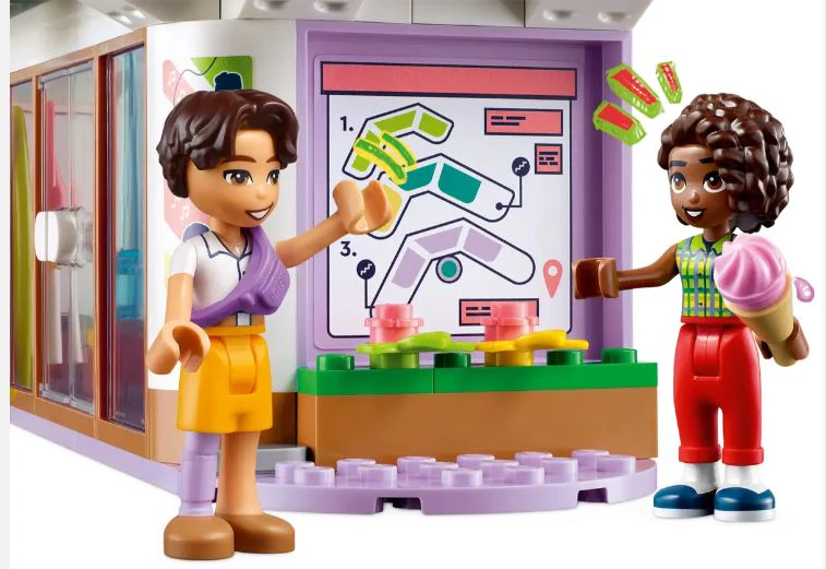 LEGO 42604 HEARTLAKE CITY SHOPPING MALL - Image 3