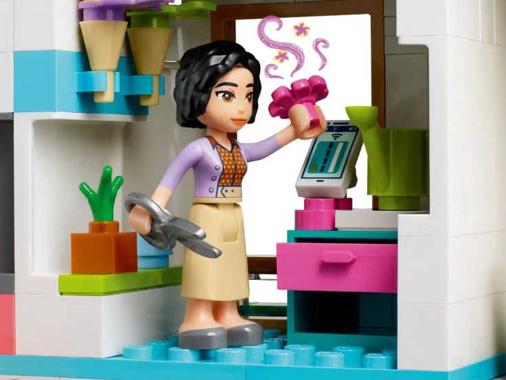 LEGO 42604 HEARTLAKE CITY SHOPPING MALL - Image 5
