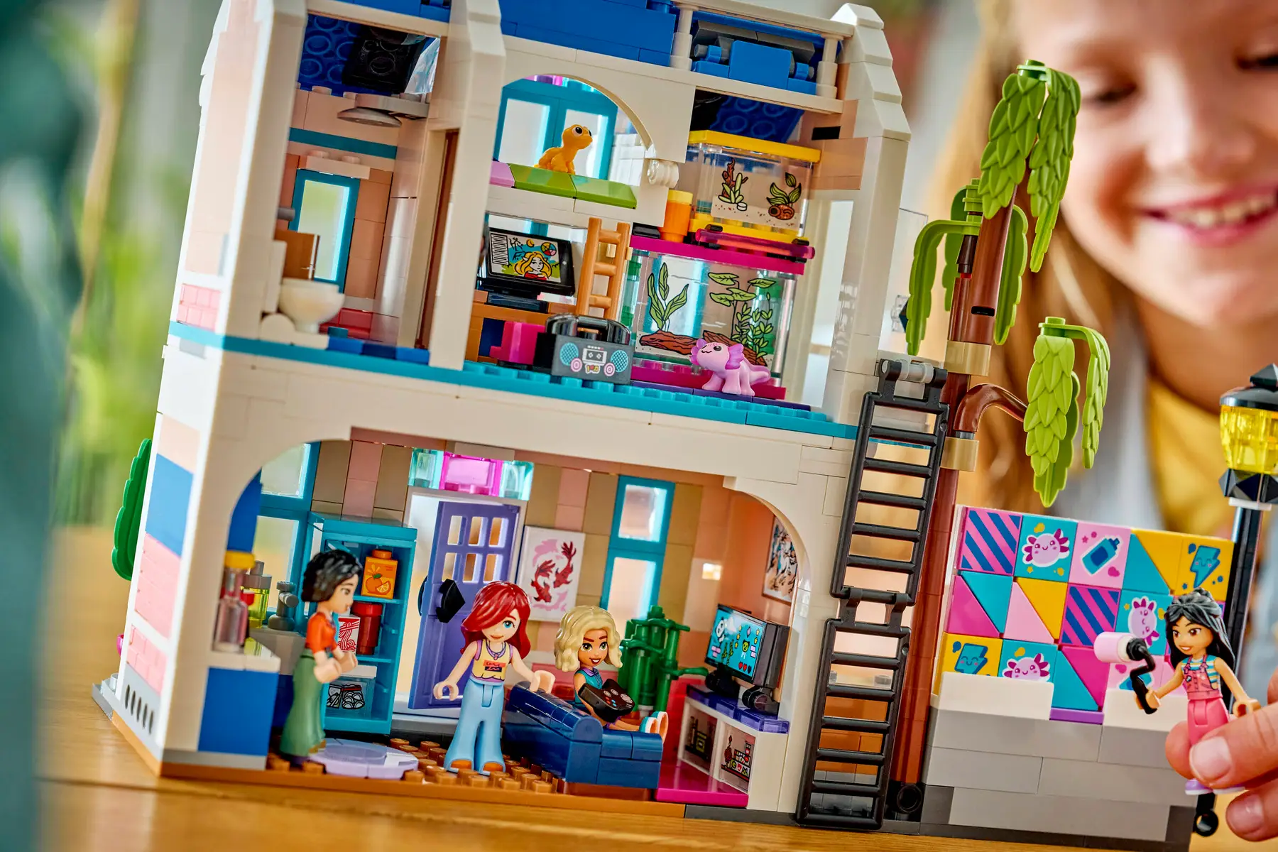 LEGO 42687 FRIENDS - LIANN'S FAMILY HOUSE - Image 10