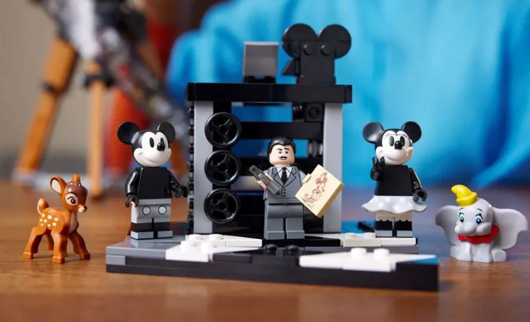 LEGO 43230 DISNEY WALT DISNEY TRIBUTE CAMERA - Image 11