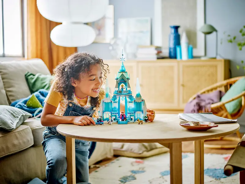 LEGO 43244 DISNEY - ELSA'S ICE PALACE - Image 6