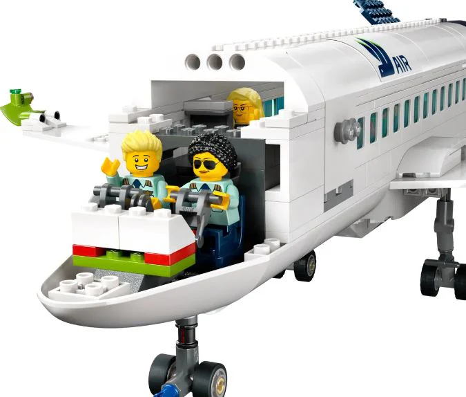 LEGO 60367 CITY - PASSENGER AIRPLANE - Image 5