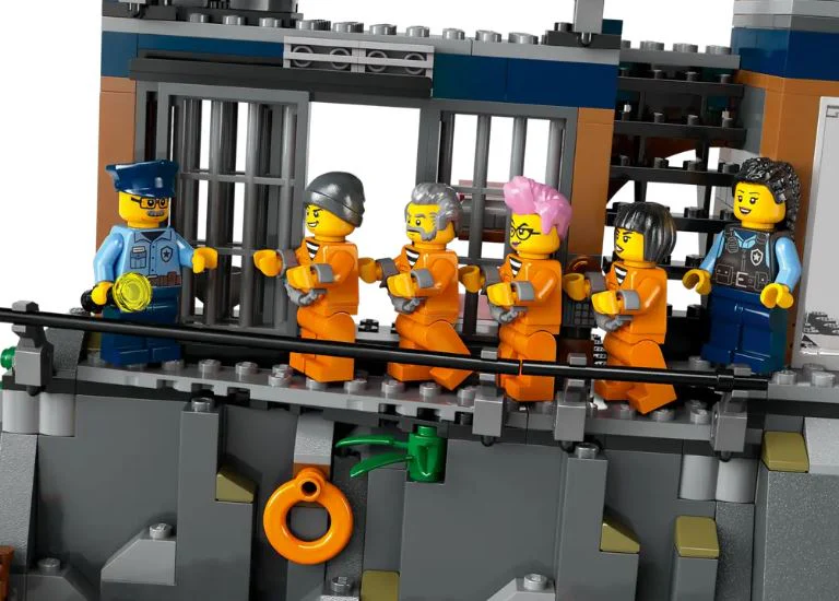 LEGO 60419 - CITY - POLICE PRISON ISLAND - Image 5