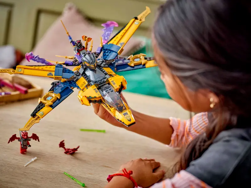 LEGO 71833 NINJAGO RAS AND ARINS SUPER STORM JET - Image 7