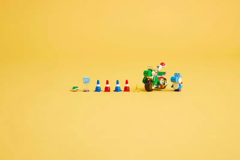 LEGO 72031 SUPER MARIO KART – YOSHI BIKE - Image 7
