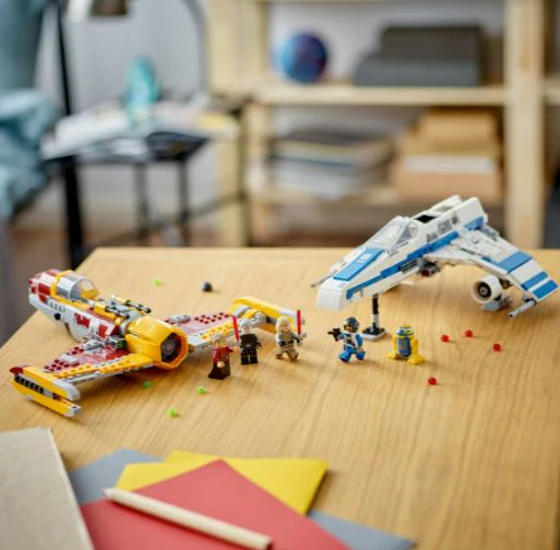LEGO 75364 STAR WARS NEW REPUBLIC E WING VS SHIN HATIS STARFIGHTER - Image 5