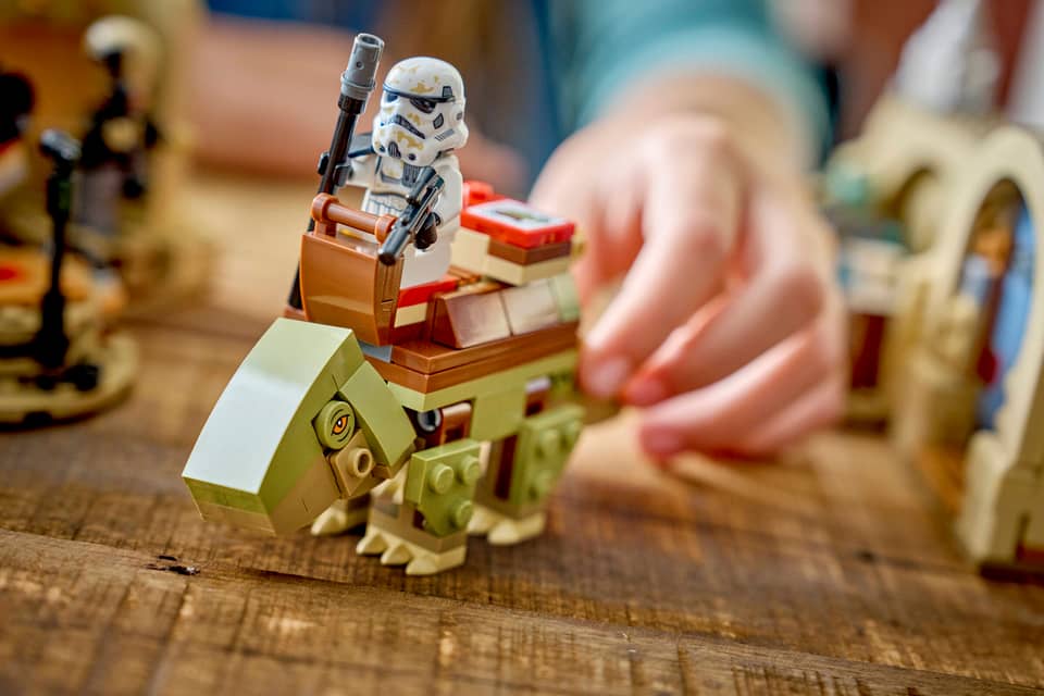 LEGO 75425 STAR WARS SMART PLAY - MOS EISLEY CANTINA - Image 10