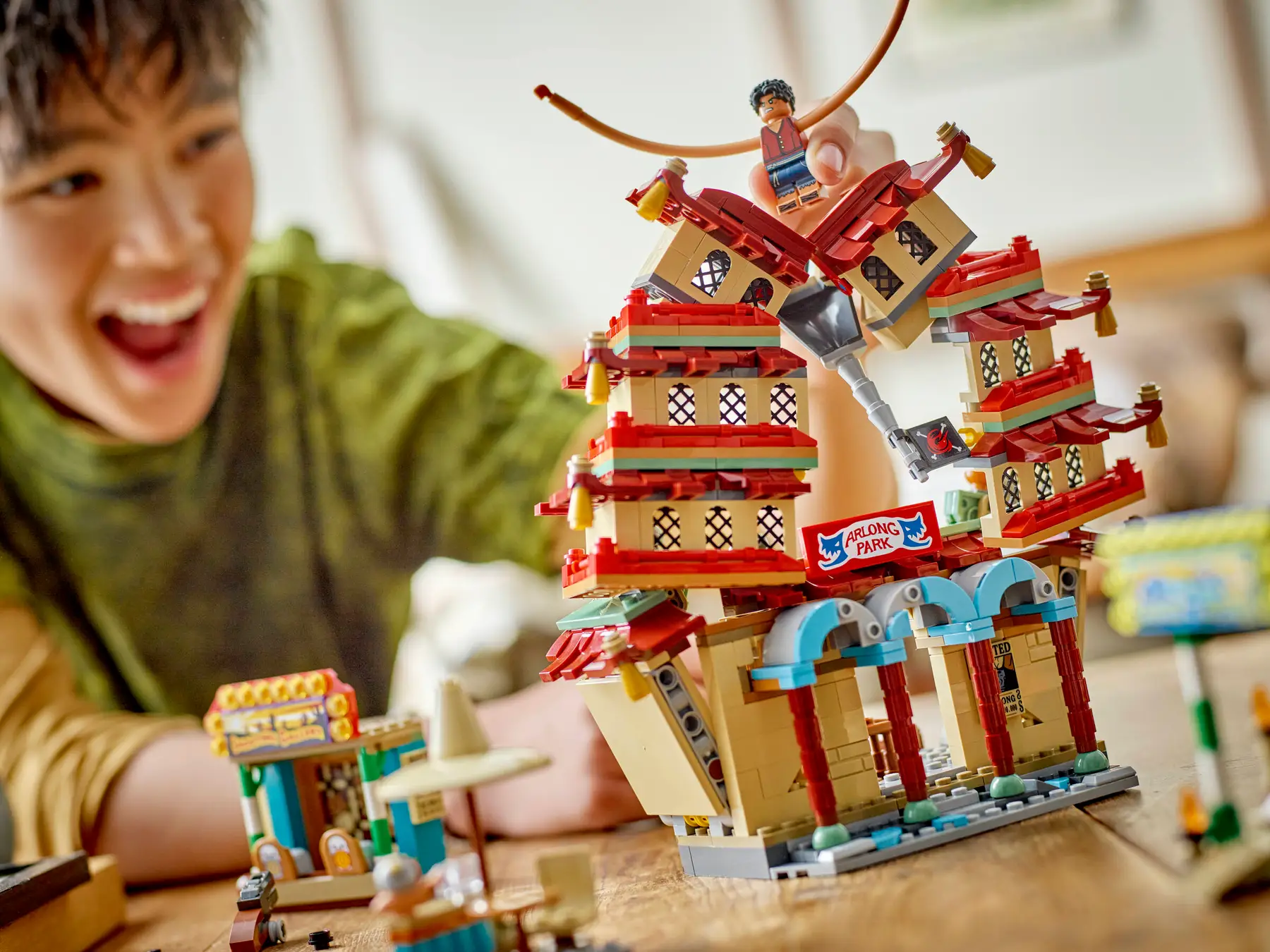 LEGO 75638 ONE PIECE - BATTLE AT ARLONG PARK - Image 9