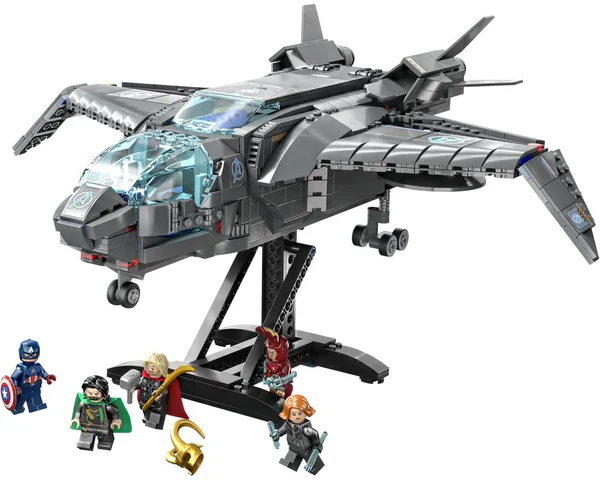 LEGO 76248 MARVEL THE AVENGERS QUINJET - Image 4