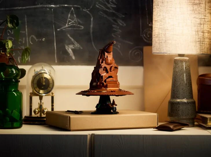 LEGO 76429 HARRY POTTER - TALKING SORTING HAT - Image 7