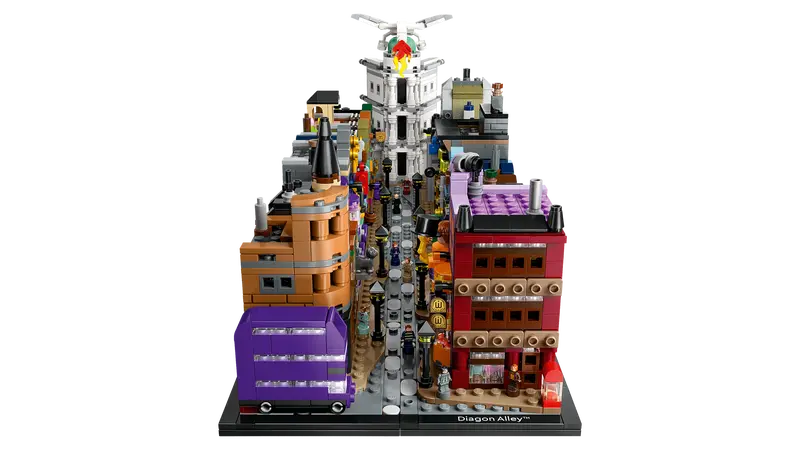 LEGO 76444 HARRY POTTER  DIAGON ALLEY™ WIZARDING SHOPS - Image 4