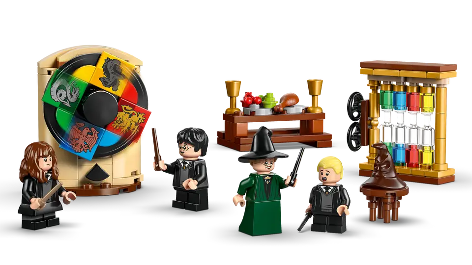 LEGO 76460 HARRY POTTER - HOGWARTS CASTLE SORTING HAT CEREMONY - Image 2