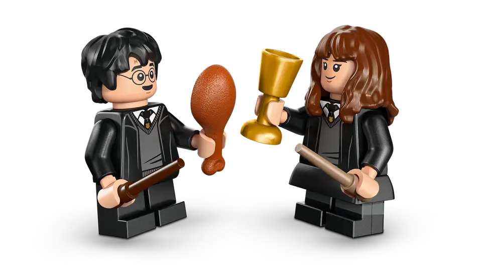 LEGO 76460 HARRY POTTER - HOGWARTS CASTLE SORTING HAT CEREMONY - Image 3
