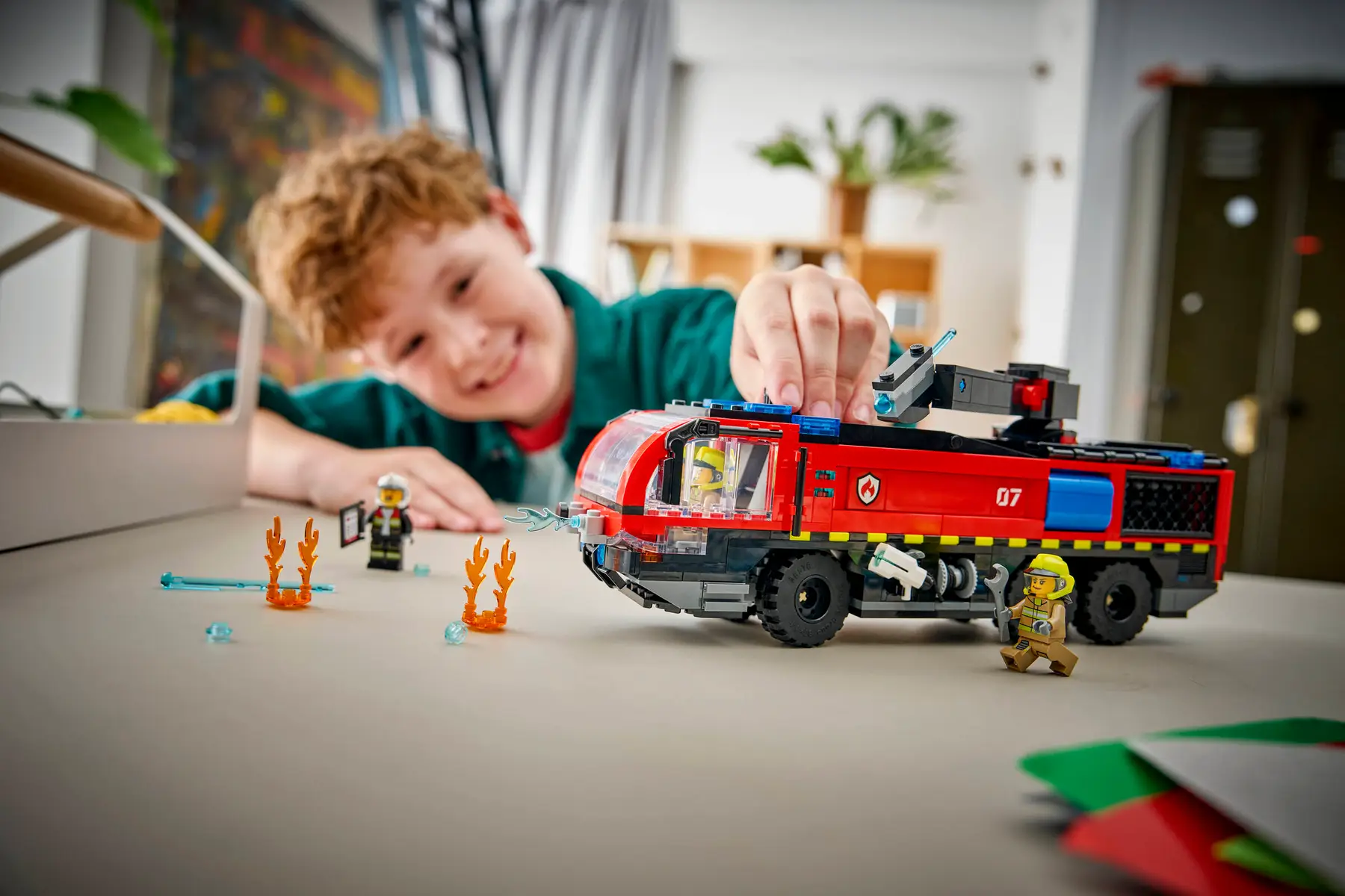 LEGO 60499 CITY - AIRPORT FIRE TRUCK - Image 7